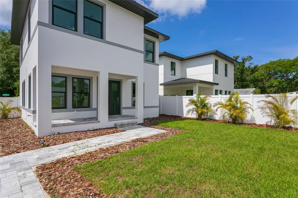 4601 Queensboro Avenue S St Petersburg FL 33711