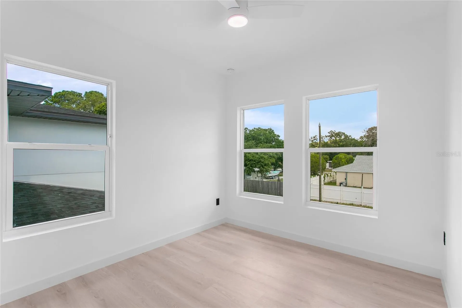 4601 Queensboro Avenue S St Petersburg FL 33711