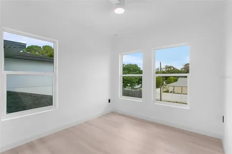 4601 Queensboro Avenue S St Petersburg FL 33711