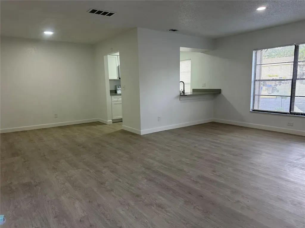 8426 Camden Street Tampa FL 33614