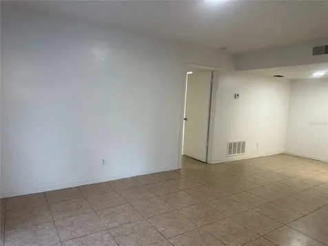 8426 Camden Street Tampa FL 33614