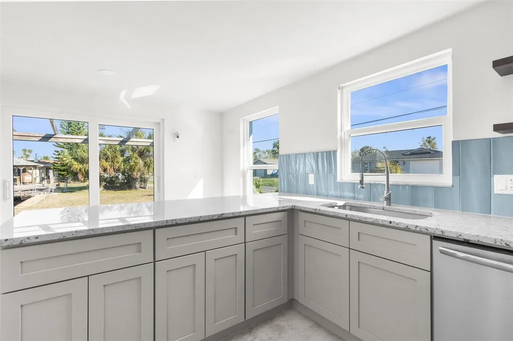 13726 Michelle Avenue Hudson FL 34667