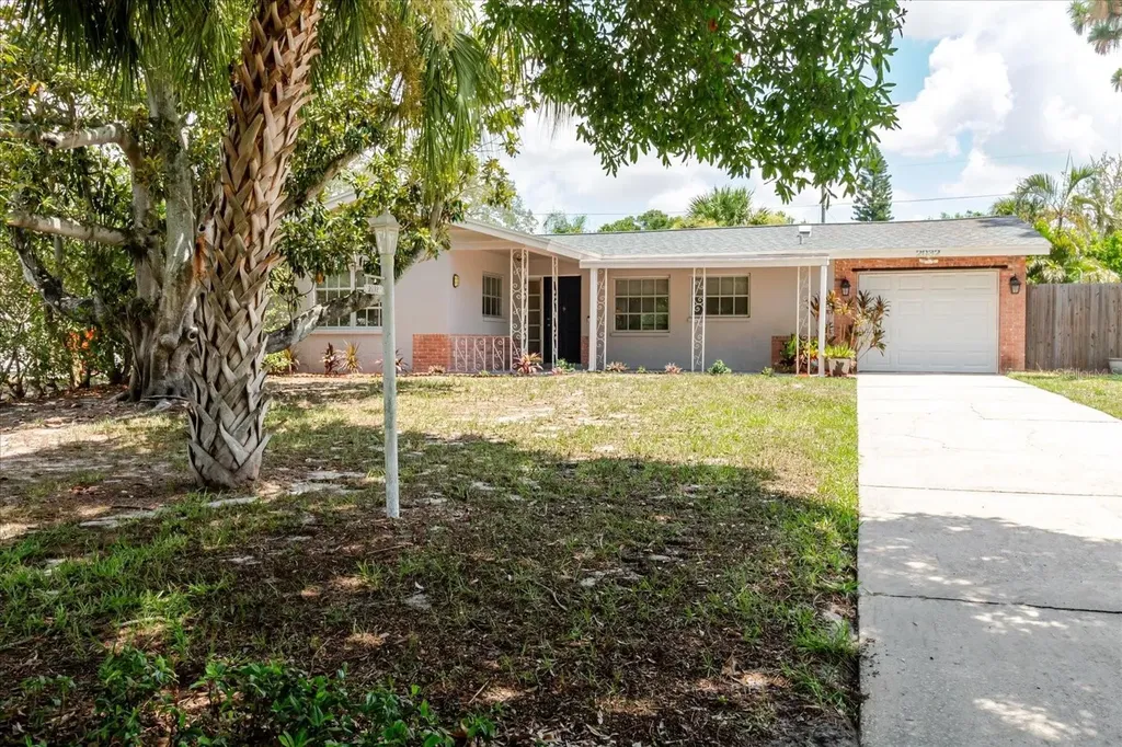 2032 W Ridge Drive Clearwater FL 33763