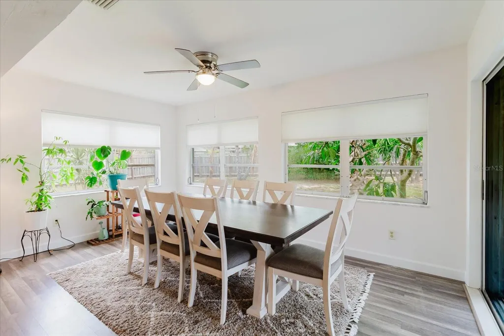 2032 W Ridge Drive Clearwater FL 33763