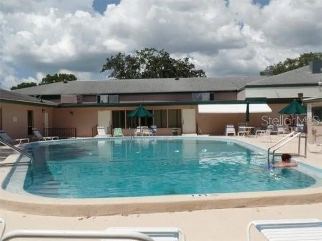 2032 W Ridge Drive Clearwater FL 33763
