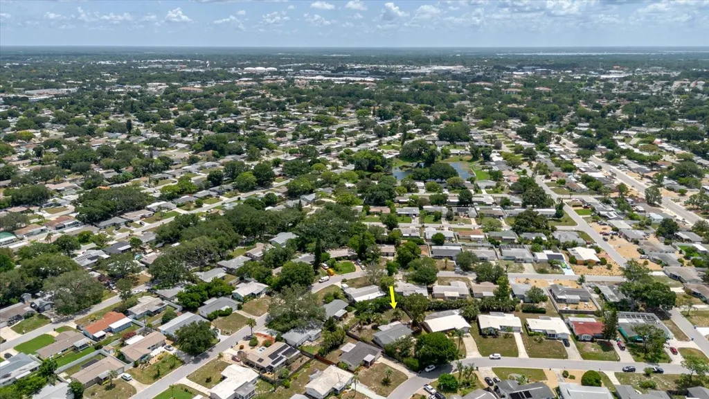 2032 W Ridge Drive Clearwater FL 33763