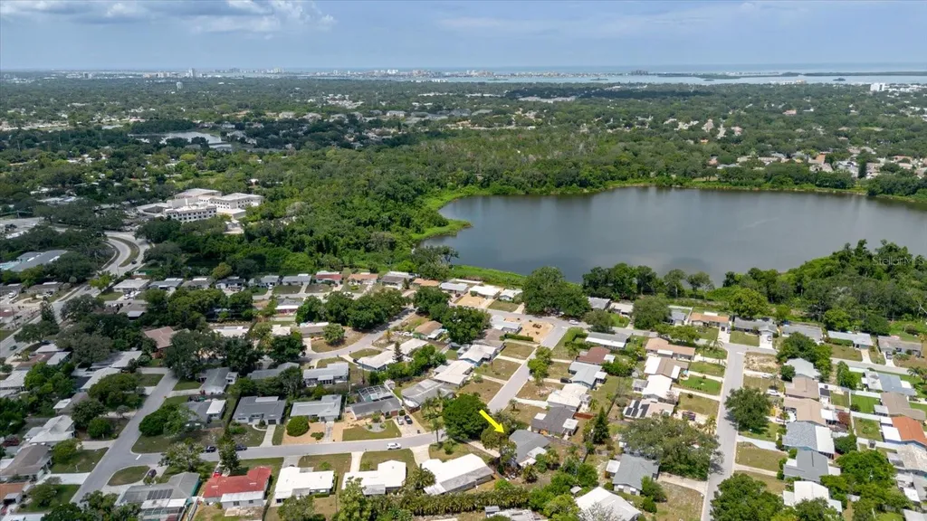 2032 W Ridge Drive Clearwater FL 33763
