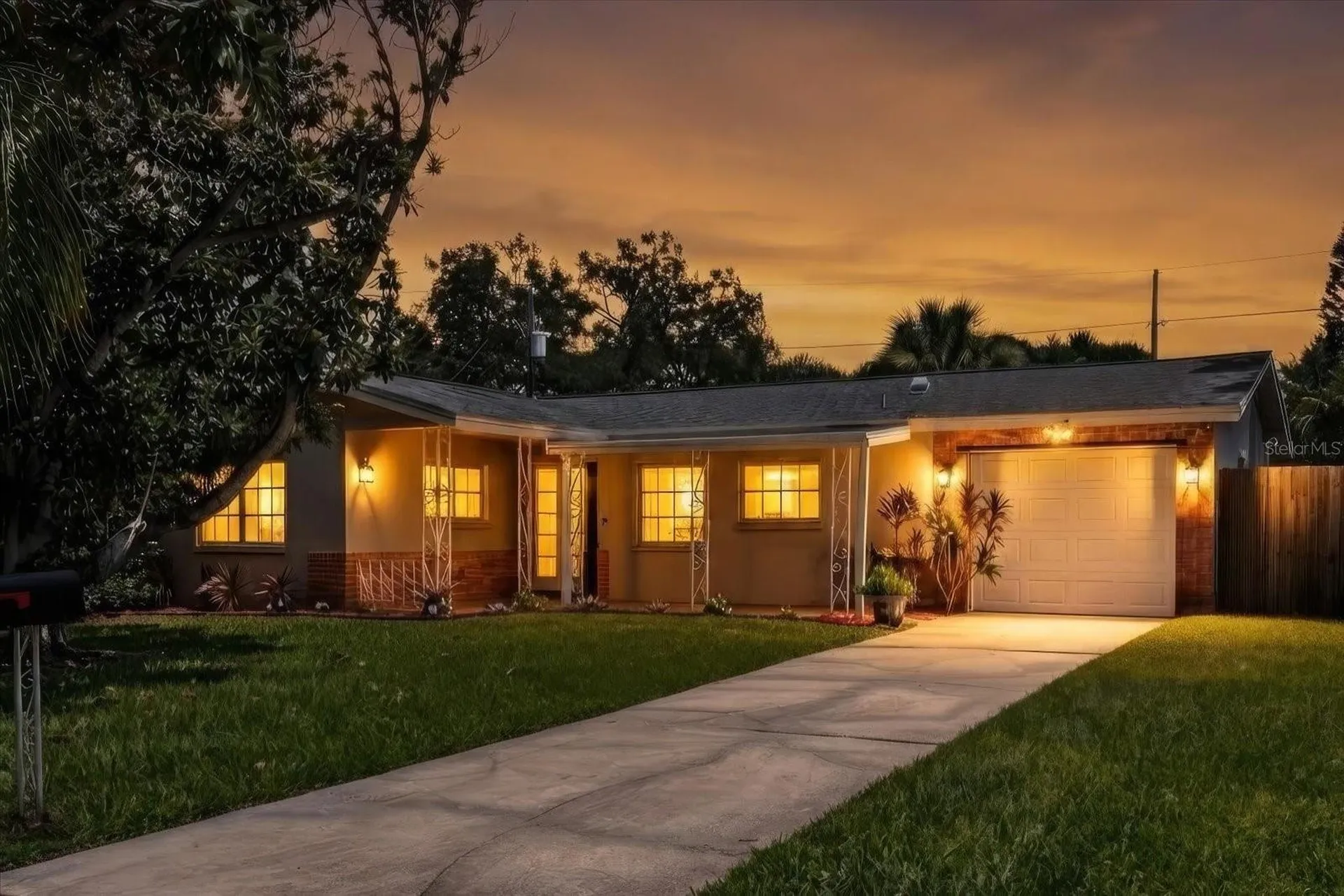 2032 W Ridge Drive Clearwater FL 33763