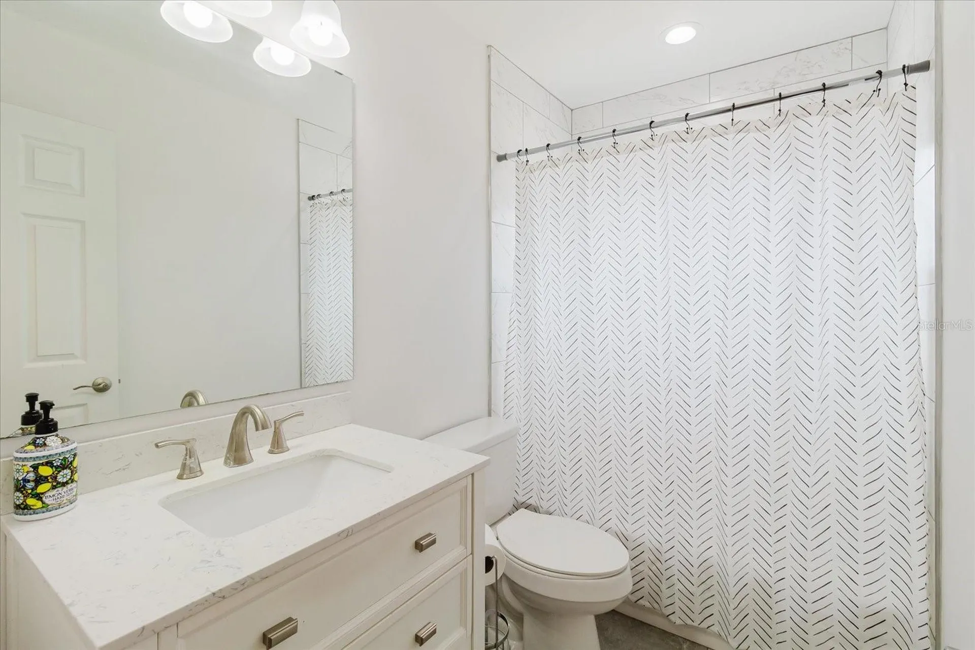 2032 W Ridge Drive Clearwater FL 33763