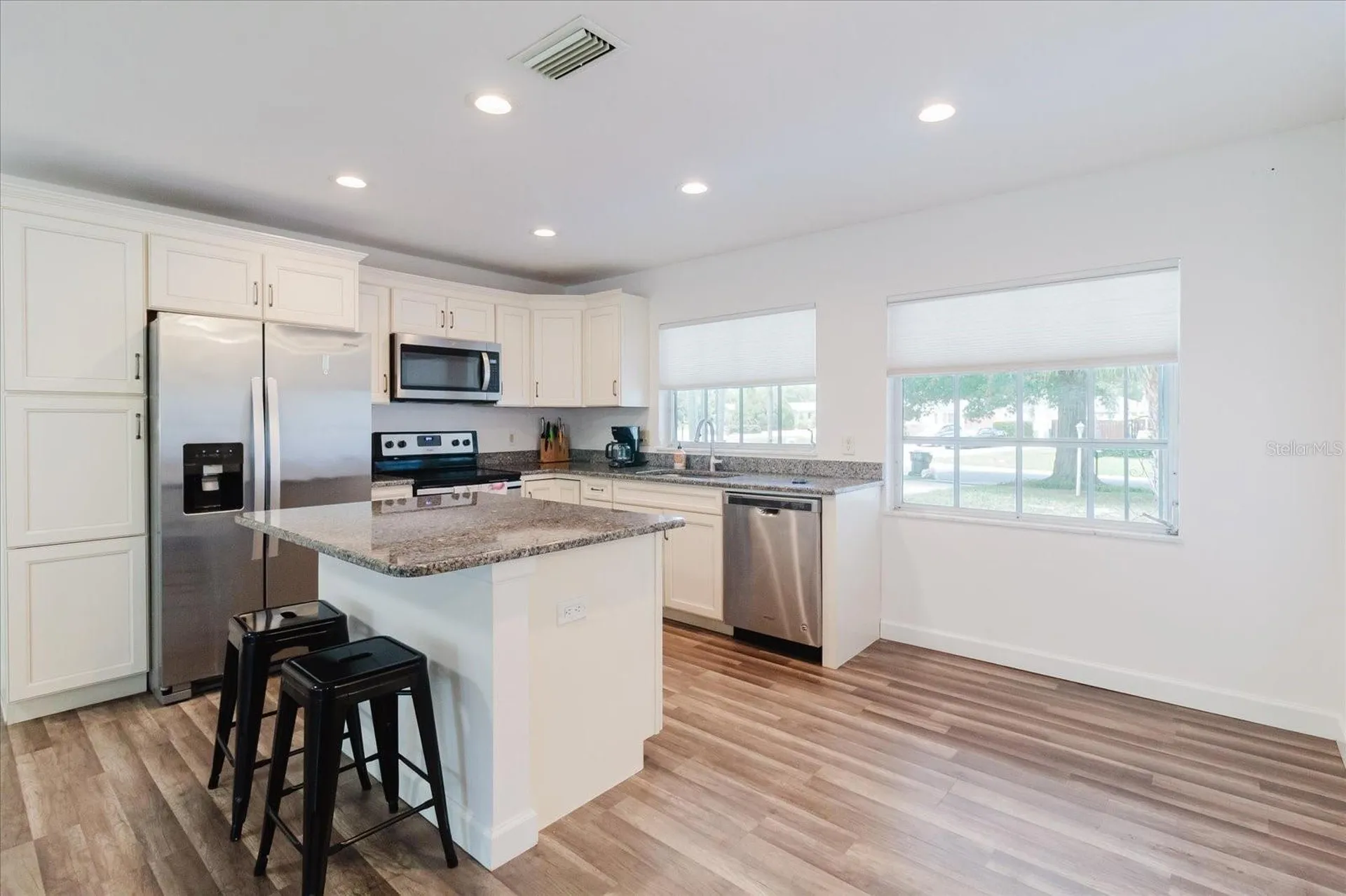 2032 W Ridge Drive Clearwater FL 33763