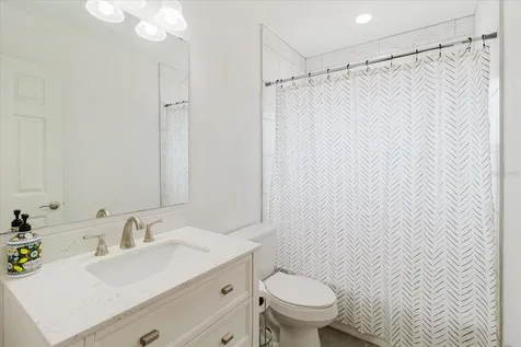 2032 W Ridge Drive Clearwater FL 33763