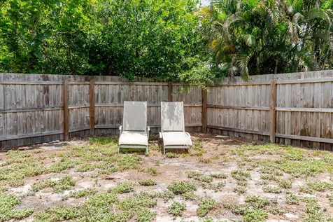 2032 W Ridge Drive Clearwater FL 33763