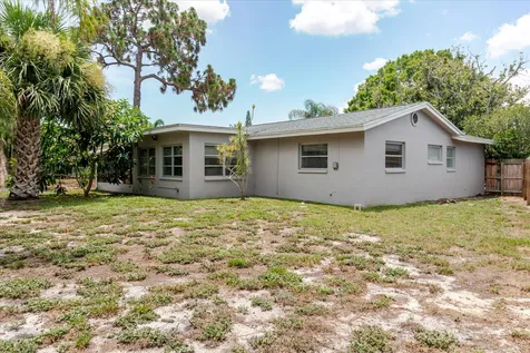 2032 W Ridge Drive Clearwater FL 33763