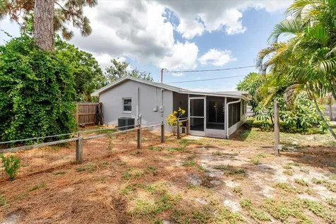 2032 W Ridge Drive Clearwater FL 33763