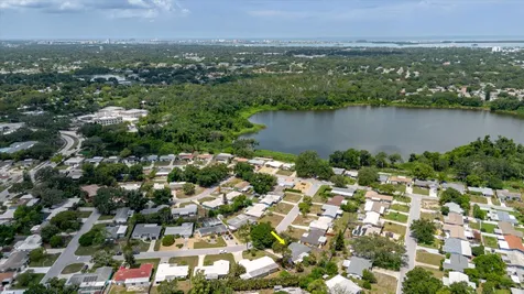 2032 W Ridge Drive Clearwater FL 33763