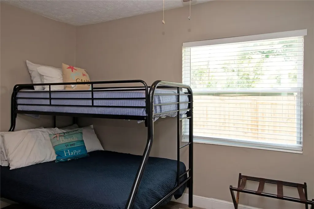 1635 Gladys Street Largo FL 33774