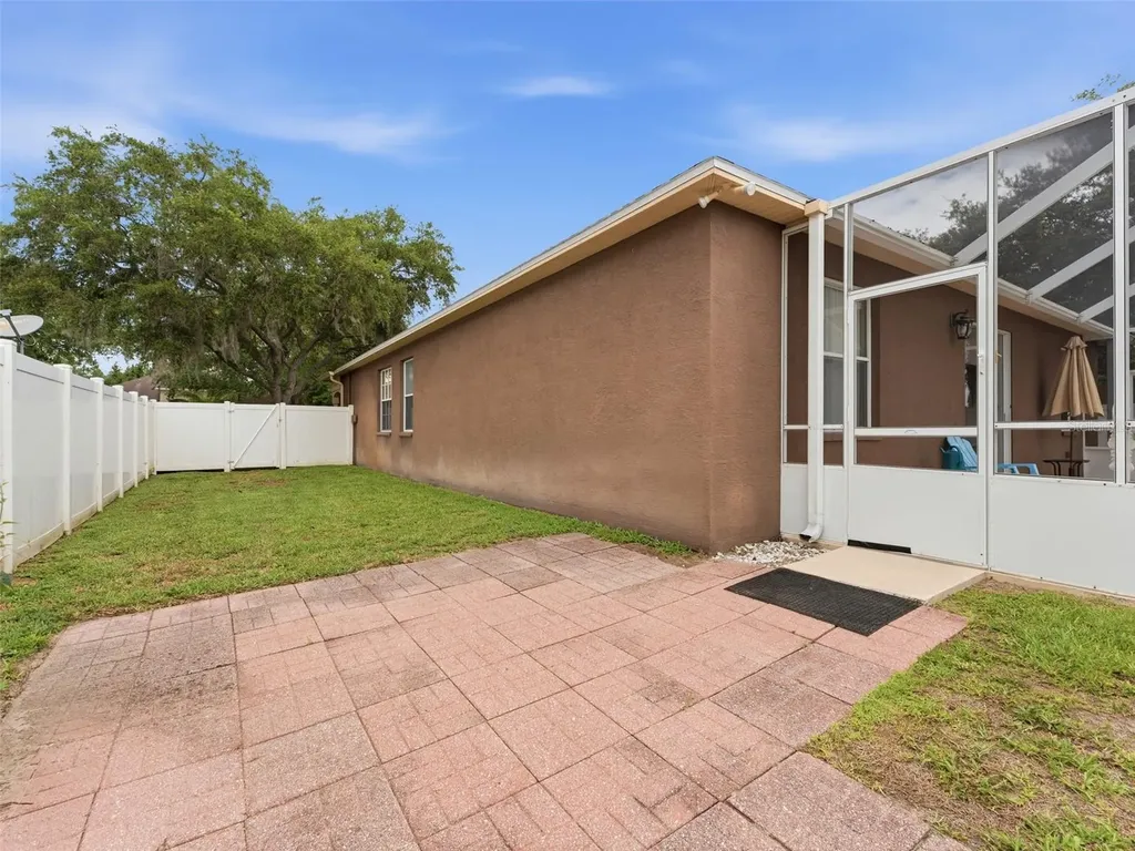 22536 Laureldale Drive Lutz FL 33549