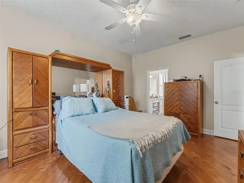22536 Laureldale Drive Lutz FL 33549