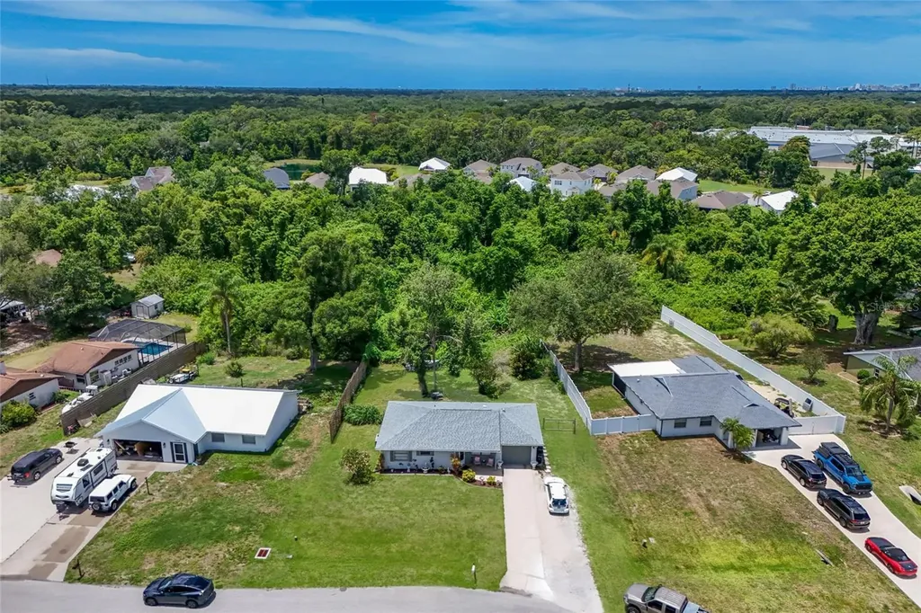 5202 Foxcroft Court Sarasota FL 34232