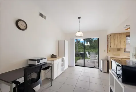 5202 Foxcroft Court Sarasota FL 34232