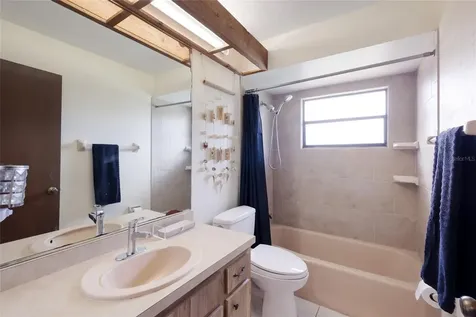 5202 Foxcroft Court Sarasota FL 34232