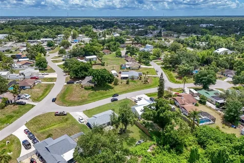 5202 Foxcroft Court Sarasota FL 34232