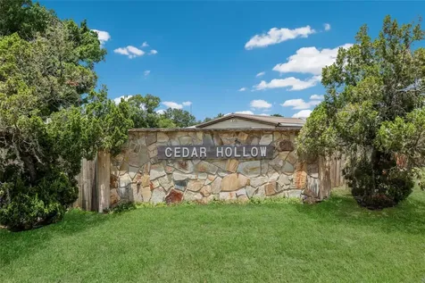 5202 Foxcroft Court Sarasota FL 34232
