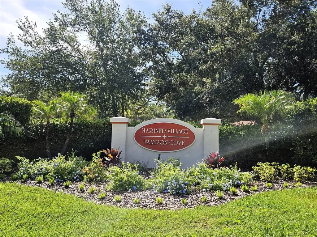 1800 Mariner Drive Tarpon Springs FL 34689