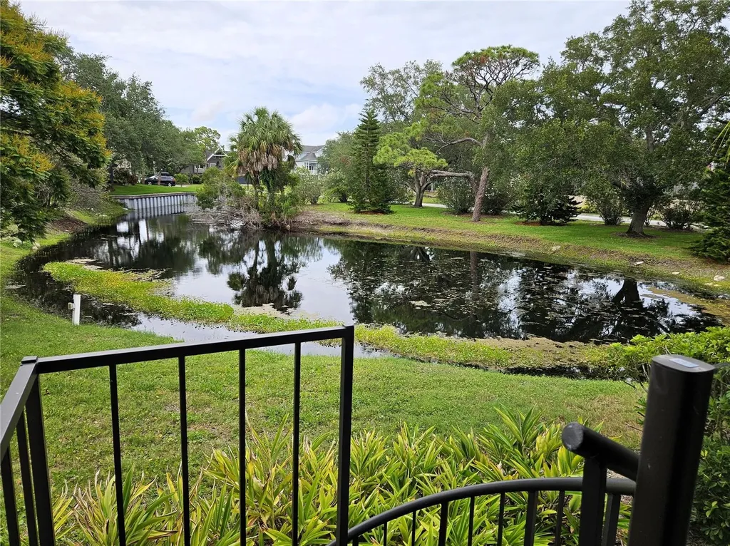 1800 Mariner Drive Tarpon Springs FL 34689