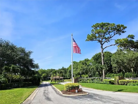 1800 Mariner Drive Tarpon Springs FL 34689
