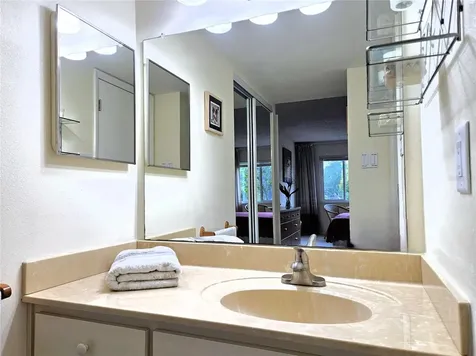 1800 Mariner Drive Tarpon Springs FL 34689