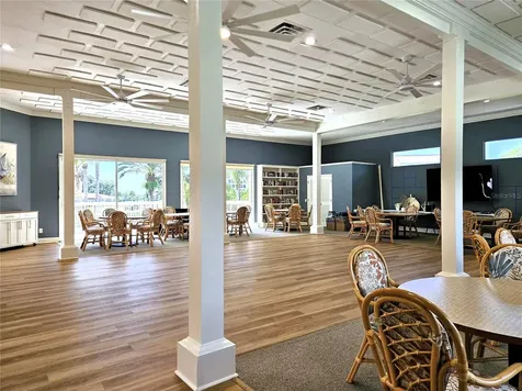 1800 Mariner Drive Tarpon Springs FL 34689