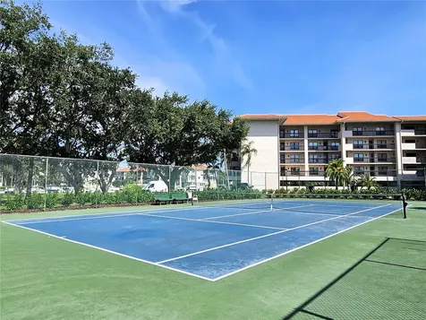 1800 Mariner Drive Tarpon Springs FL 34689