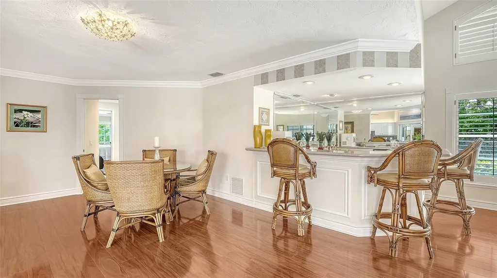 3988 Losillias Drive Sarasota FL 34238