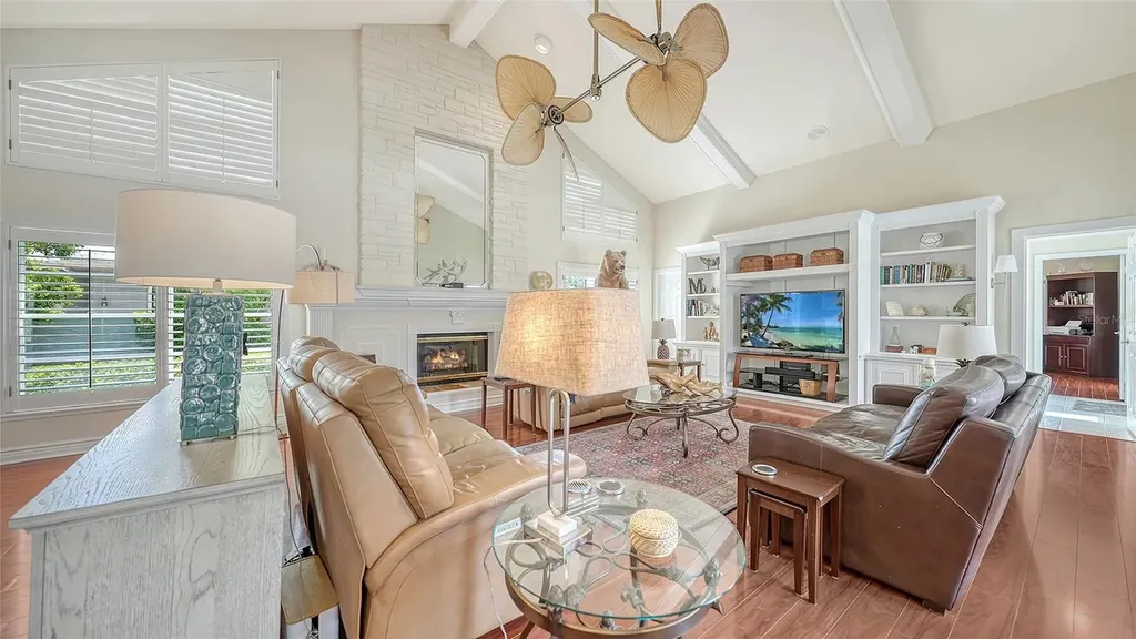 3988 Losillias Drive Sarasota FL 34238