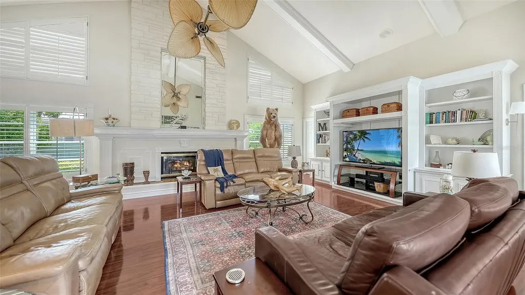 3988 Losillias Drive Sarasota FL 34238