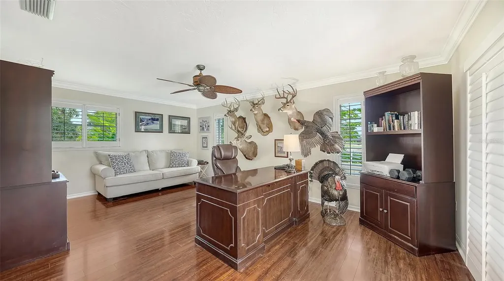 3988 Losillias Drive Sarasota FL 34238