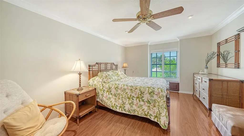 3988 Losillias Drive Sarasota FL 34238