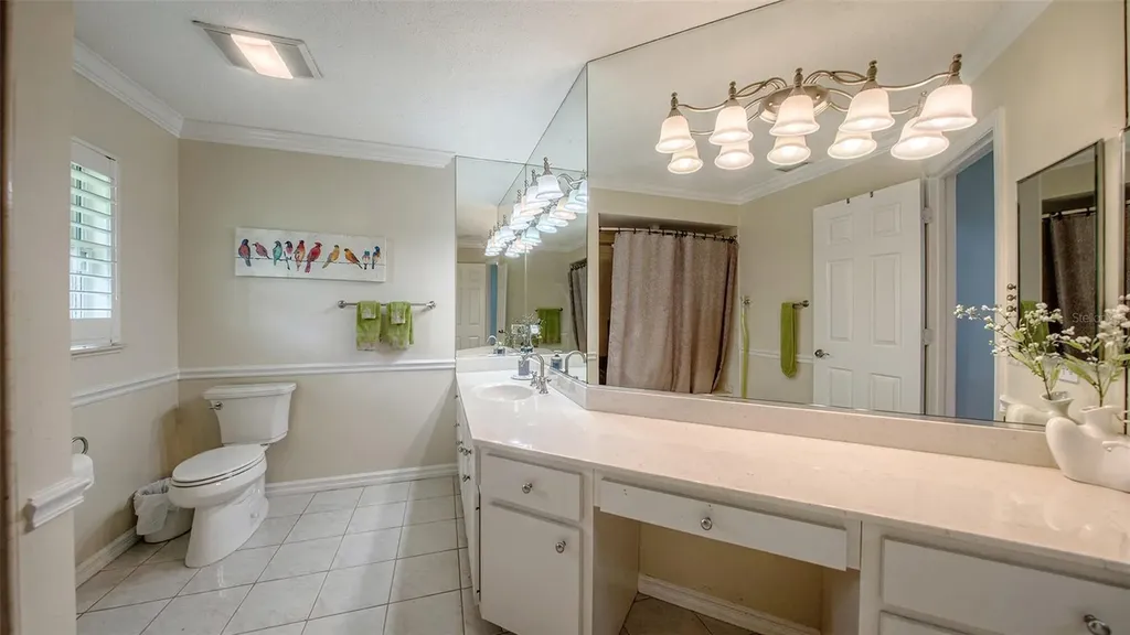3988 Losillias Drive Sarasota FL 34238