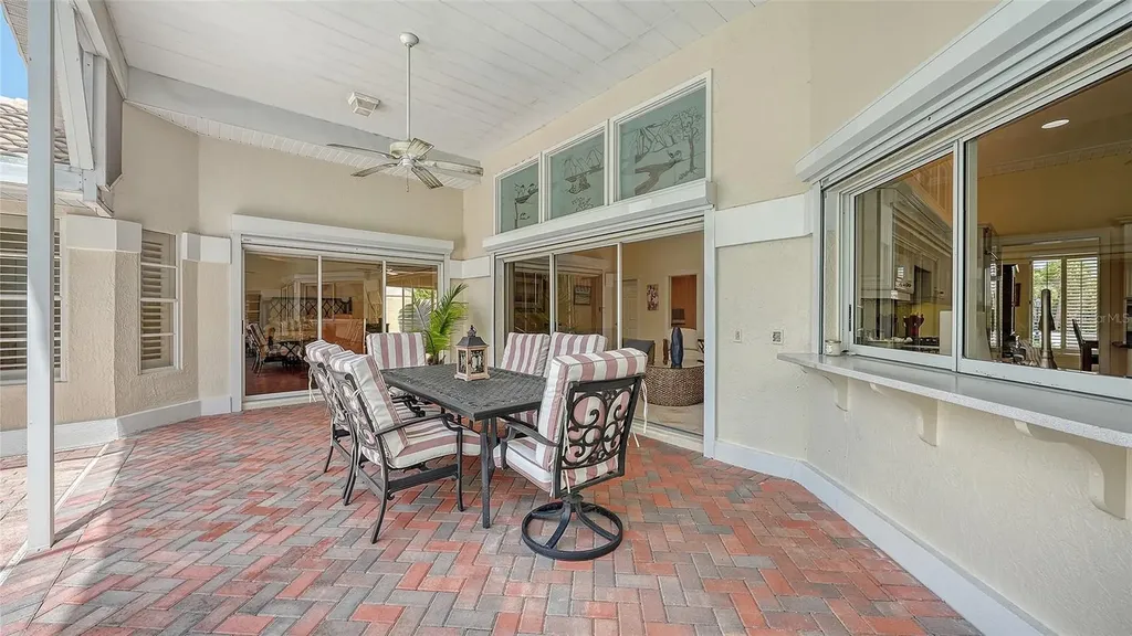 3988 Losillias Drive Sarasota FL 34238