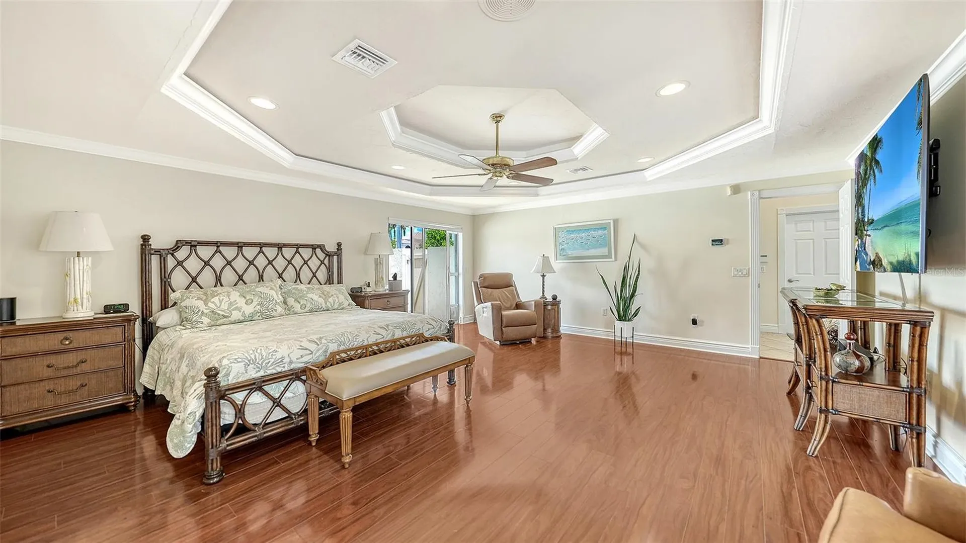 3988 Losillias Drive Sarasota FL 34238