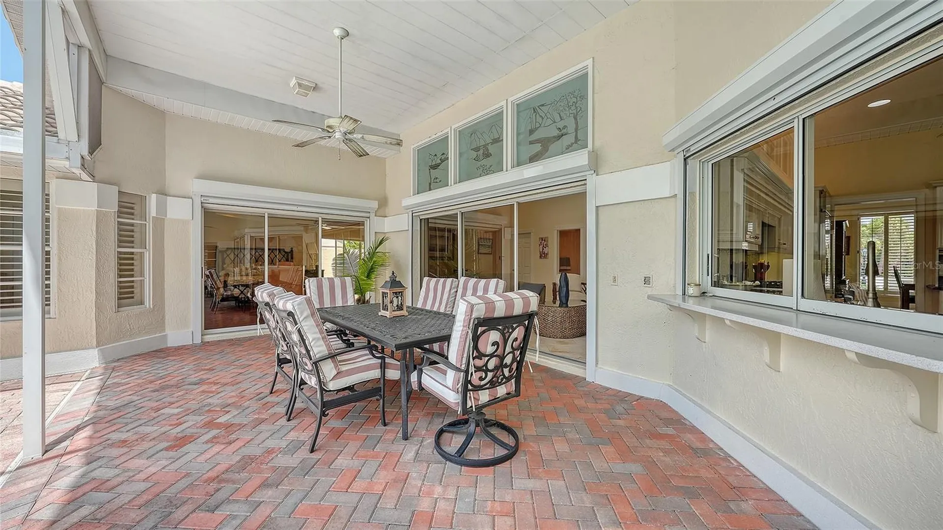3988 Losillias Drive Sarasota FL 34238