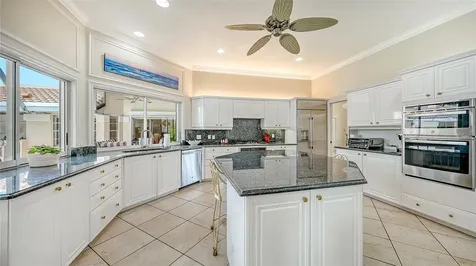 3988 Losillias Drive Sarasota FL 34238