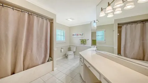 3988 Losillias Drive Sarasota FL 34238