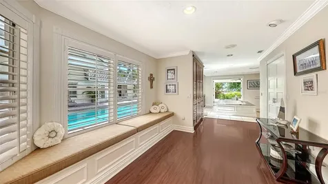 3988 Losillias Drive Sarasota FL 34238