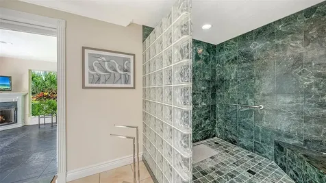 3988 Losillias Drive Sarasota FL 34238