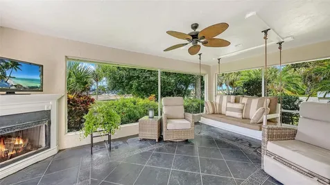 3988 Losillias Drive Sarasota FL 34238