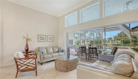 3988 Losillias Drive Sarasota FL 34238