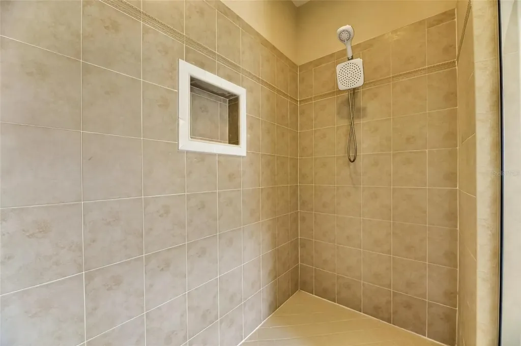 2713 Park Meadow Drive Valrico FL 33594