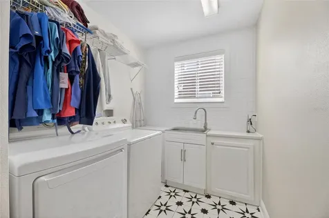 2713 Park Meadow Drive Valrico FL 33594